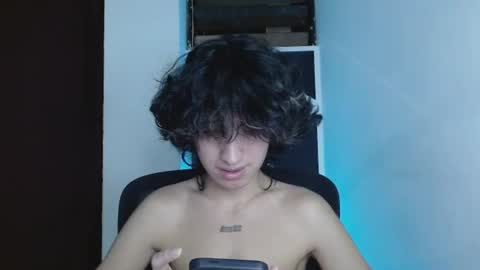 Snapshot of littlextrem chatting on June 2026 02:53:02 AM Eros online show from June 2026 02:53:02 AM
