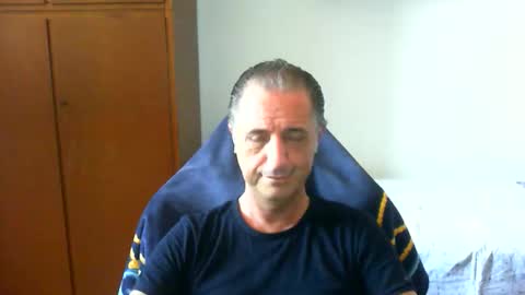 liuk53 online show from May 2026 12:58:01 PM