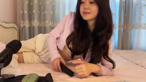 nana online show from November 2025 02:22:01 AM