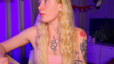 Liv 3 online show from February 2025 08:04:01 PM