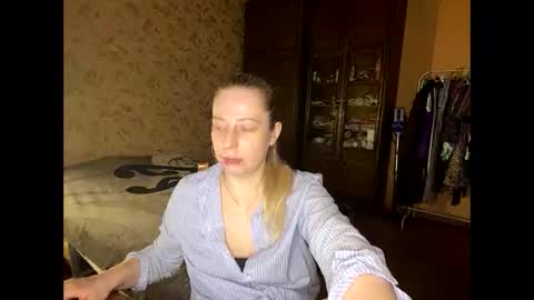 Livandria online show from April 2026 09:54:01 PM