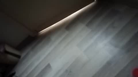 liveclub1 online show from April 2026 12:02:01 AM