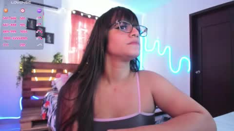 Livfabi  online show from November 2025 05:48:01 PM