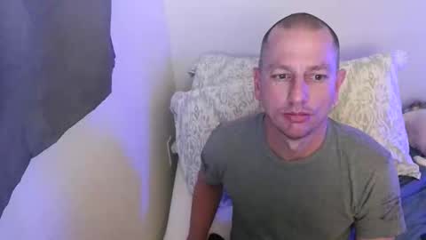 livinlife4now25 online show from December 2025 11:23:02 PM