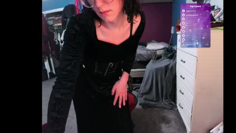 Snapshot of livolioyo chatting on February 2025 12:06:02 PM Livolio online show from February 2025 12:06:02 PM