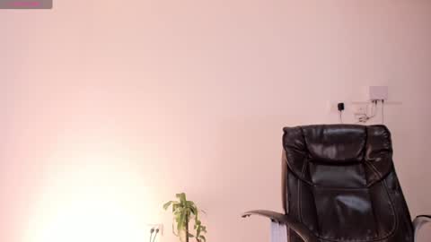 Vanessa online show from February 2025 02:04:02 AM