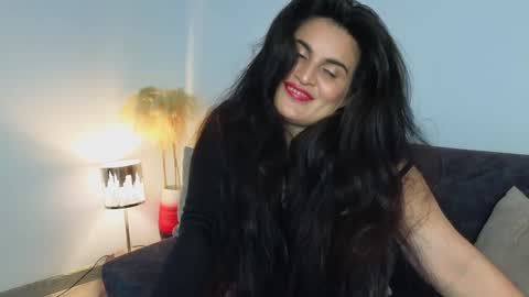 Snapshot of liz_devine chatting on December 2024 04:13:02 PM liz online show from December 2024 04:13:02 PM