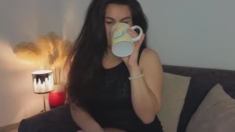 Snapshot of liz_devine chatting on February 2025 03:17:02 PM liz online show from February 2025 03:17:02 PM