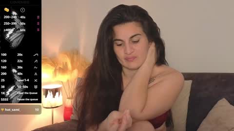 Snapshot of liz_devine chatting on February 2025 07:29:01 PM liz online show from February 2025 07:29:01 PM