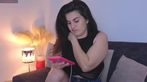 Snapshot of liz_devine chatting on February 2025 02:05:02 PM liz online show from February 2025 02:05:02 PM