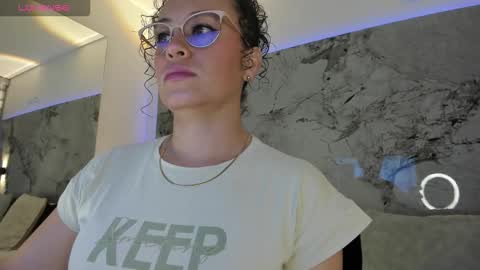 Liz  online show from February 2026 10:09:02 AM