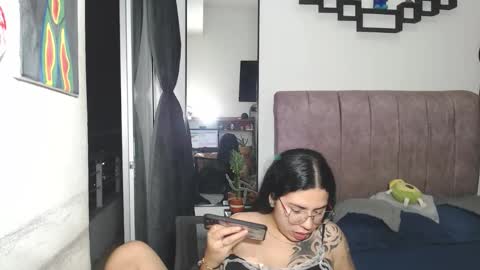 Liza Thurner online show from September 2025 01:54:02 AM