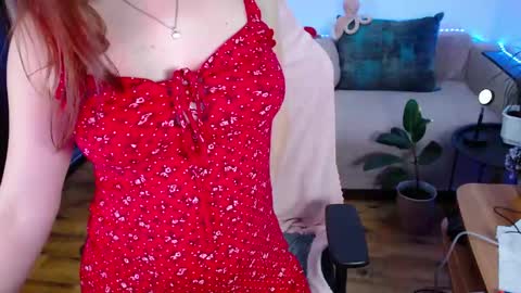 Snapshot of lizaswan chatting on March 2025 06:32:01 PM LIzaSwan online show from March 2025 06:32:01 PM