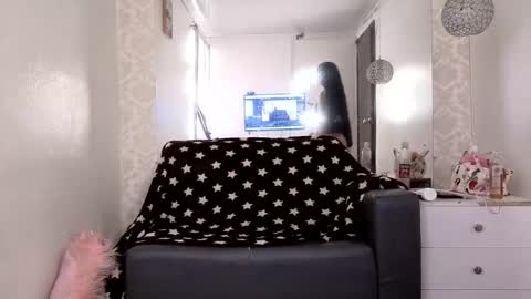 Lizha  online show from November 2025 07:03:03 PM