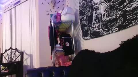 Lizz  online show from September 2025 02:15:02 AM