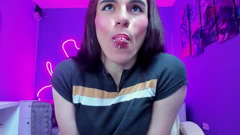 Lizeth  Tatiana Mahecha online show from February 2026 05:47:01 AM