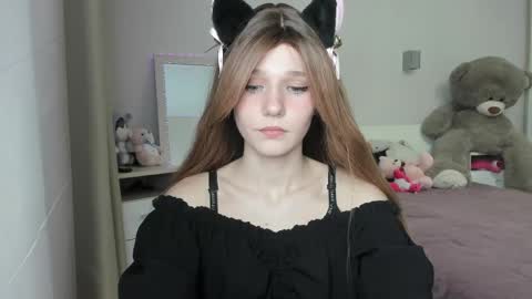 lizza_a online show from May 2026 05:07:02 PM