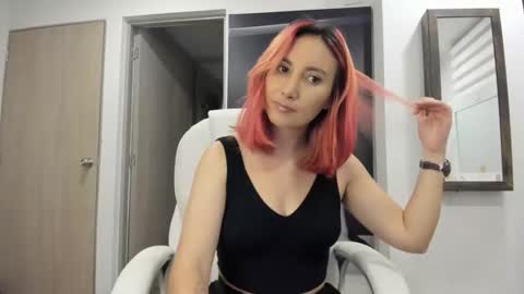 lizzdoux online show from December 2025 03:00:02 AM