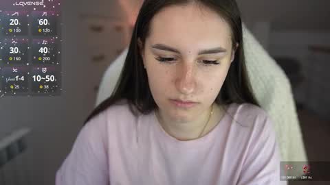 Snapshot of lizzi_fox chatting on December 2025 10:46:02 AM Lizi-Fox online show from December 2025 10:46:02 AM