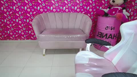 lizzie12_a online show from February 2025 09:51:02 AM