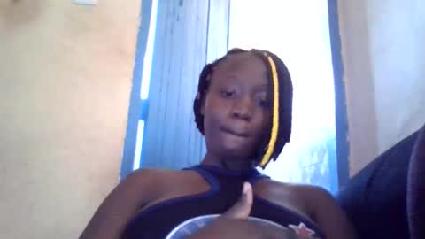 Snapshot of lizzie2020 chatting on May 2026 07:27:01 AM lizzie2020 online show from May 2026 07:27:01 AM