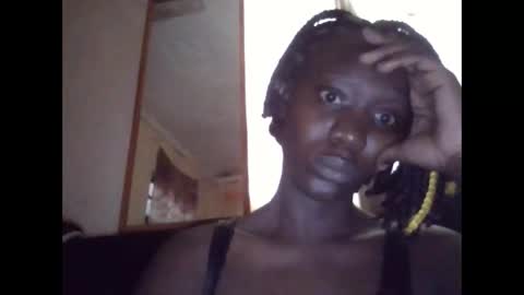 Snapshot of lizzie2020 chatting on June 2026 04:36:02 AM lizzie2020 online show from June 2026 04:36:02 AM