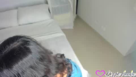 Snapshot of lizzieamber chatting on July 2026 10:21:02 AM lizzieamber online show from July 2026 10:21:02 AM