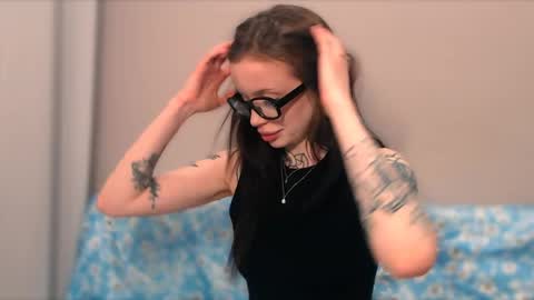 Snapshot of lizziesweety chatting on May 2026 08:03:02 PM liza liza liza online show from May 2026 08:03:02 PM