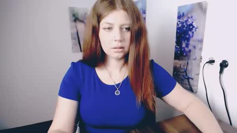 Lizzy3 online show from April 2026 12:36:01 PM