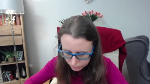 Lizzy online show from April 2026 05:45:02 AM