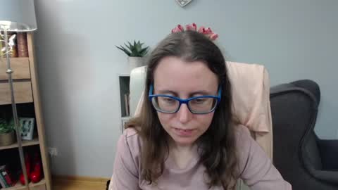 Lizzy online show from April 2026 04:51:01 AM