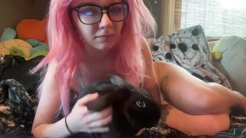 lizzybunny online show from March 2025 04:56:02 PM