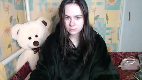 Snapshot of llevella chatting on October 2025 10:11:02 AM Sevy online show from October 2025 10:11:02 AM