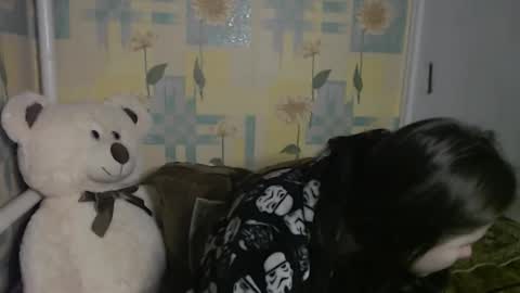 Snapshot of llevella chatting on October 2025 09:35:02 AM Sevy online show from October 2025 09:35:02 AM