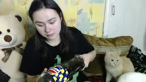 Snapshot of llevella chatting on October 2025 09:41:01 PM Sevy online show from October 2025 09:41:01 PM