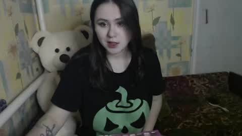 Snapshot of llevella chatting on November 2025 06:43:02 PM Sevy online show from November 2025 06:43:02 PM