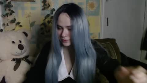 Snapshot of llevella chatting on November 2025 09:46:02 PM Sevy online show from November 2025 09:46:02 PM