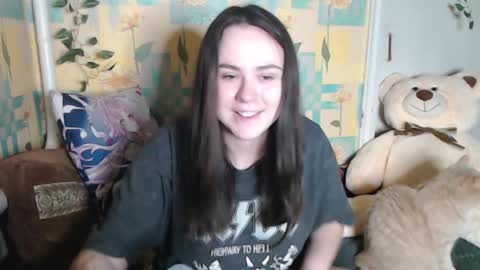 Snapshot of llevella chatting on December 2025 05:53:01 PM Sevy online show from December 2025 05:53:01 PM