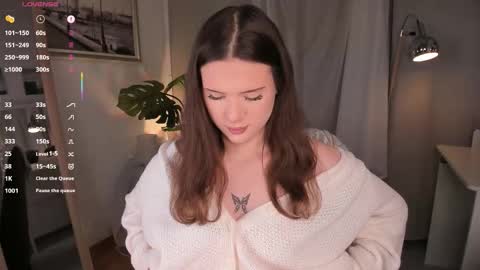 Snapshot of llkadream chatting on November 2025 07:08:01 AM Arina online show from November 2025 07:08:01 AM