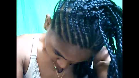 llouisse online show from April 2026 09:04:01 AM