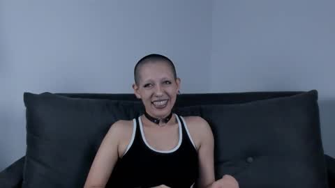 Lynx Mist online show from November 2025 11:03:01 PM