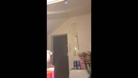 loccoparis online show from February 2026 07:32:02 PM