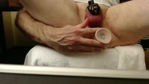 Snapshot of locked4lyf chatting on January 2025 02:43:02 AM locked4lyf online show from January 2025 02:43:02 AM