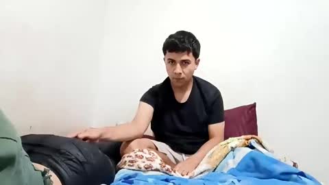 Snapshot of lof_ly08 chatting on March 2025 02:57:02 AM lof_ly08 online show from March 2025 02:57:02 AM