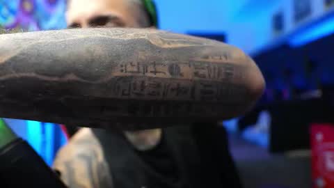 logan_hugh8 online show from February 2026 04:22:02 PM