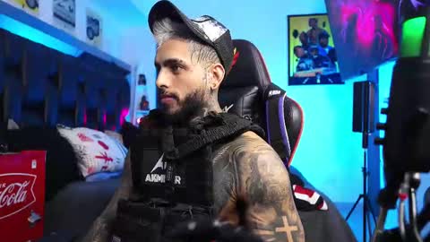 logan_hugh8 online show from February 2026 09:38:01 PM