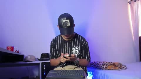 Snapshot of logan_morris777 chatting on February 2025 09:15:02 PM Logan morris online show from February 2025 09:15:02 PM