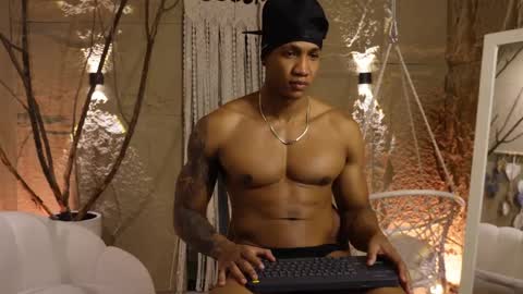 logan_varela online show from September 2025 12:49:01 PM