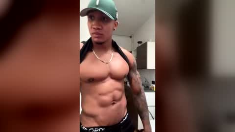 logan_varela online show from July 2026 09:33:02 PM
