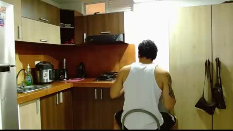 Loganandrwz online show from March 2026 05:52:02 PM